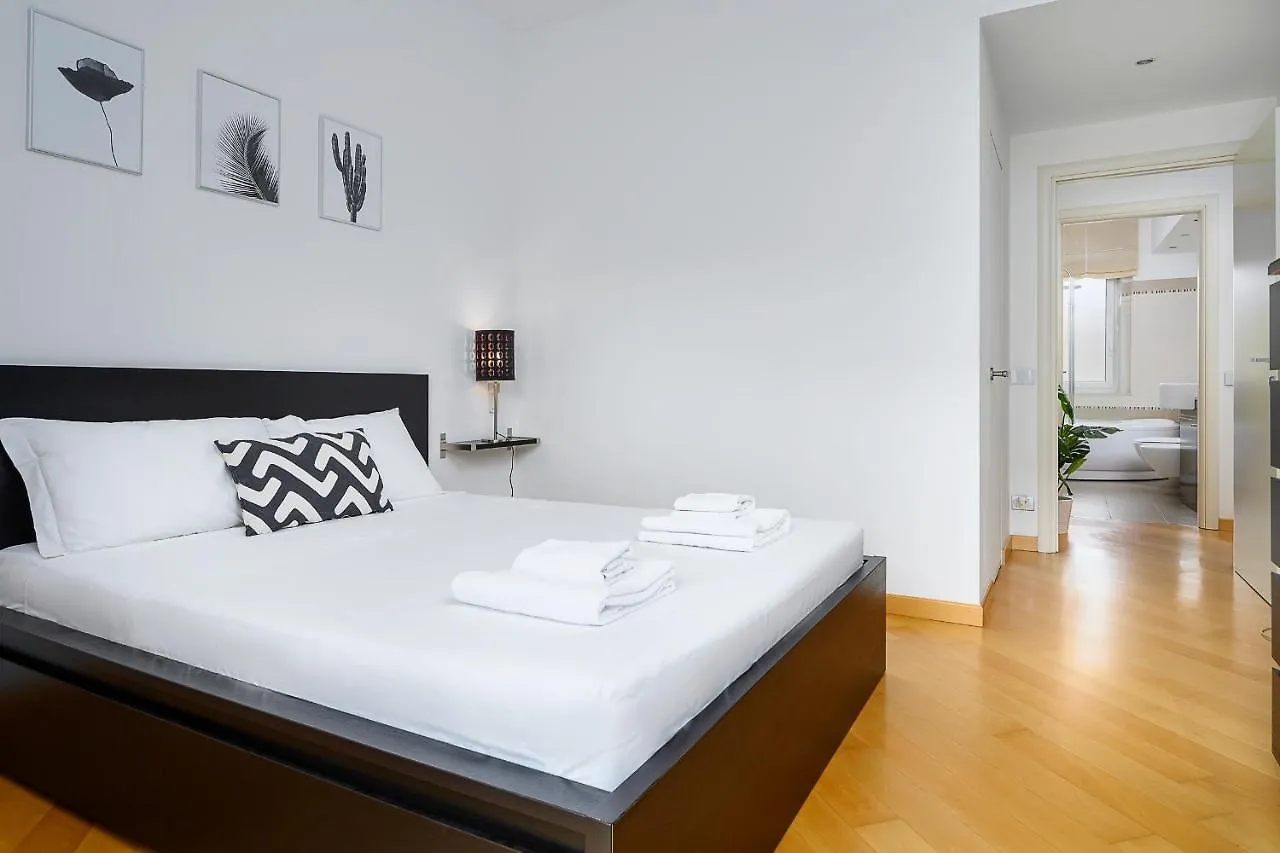Apartment Stylish Condo Garibaldi Sempione 85M2 - Self Check-In Milan